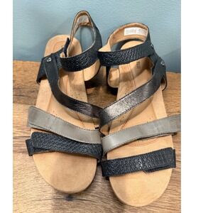 Cobb Hill Women Black Leather Multi Strap Wedge Sandals Size 11W Travel Casual